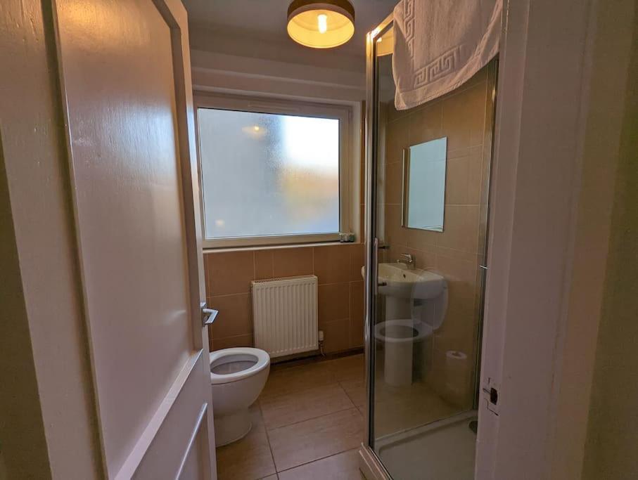 Two Bedroom Flat In Bridge Of Allan, Stirling Exterior foto