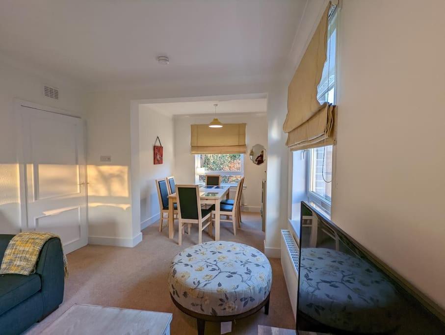 Two Bedroom Flat In Bridge Of Allan, Stirling Exterior foto